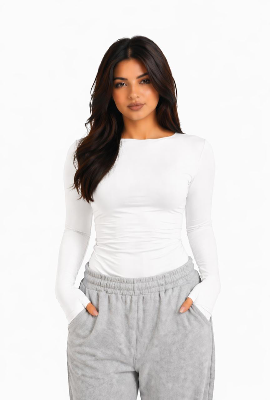 White basic longsleeved top
